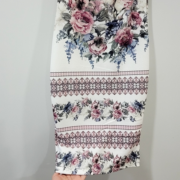 Beautiful Pencil Skirt Bodycon - Size M - Picture 3 of 5